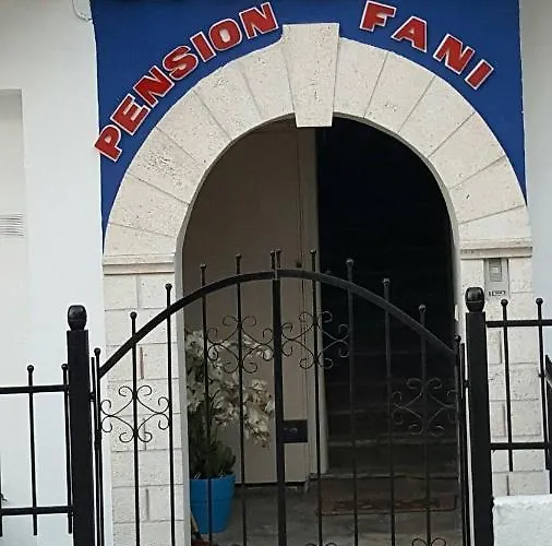 Fani Liakou *