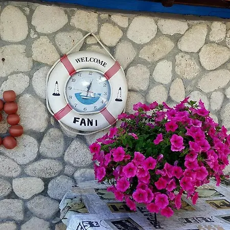 Fani Liakou Apartment